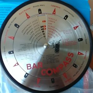 Bar Compass with 16 Cocktail Recipes